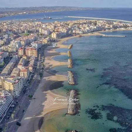 Casa S Leonardo Apartamento Crotone