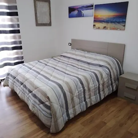 Casa S Leonardo Crotone